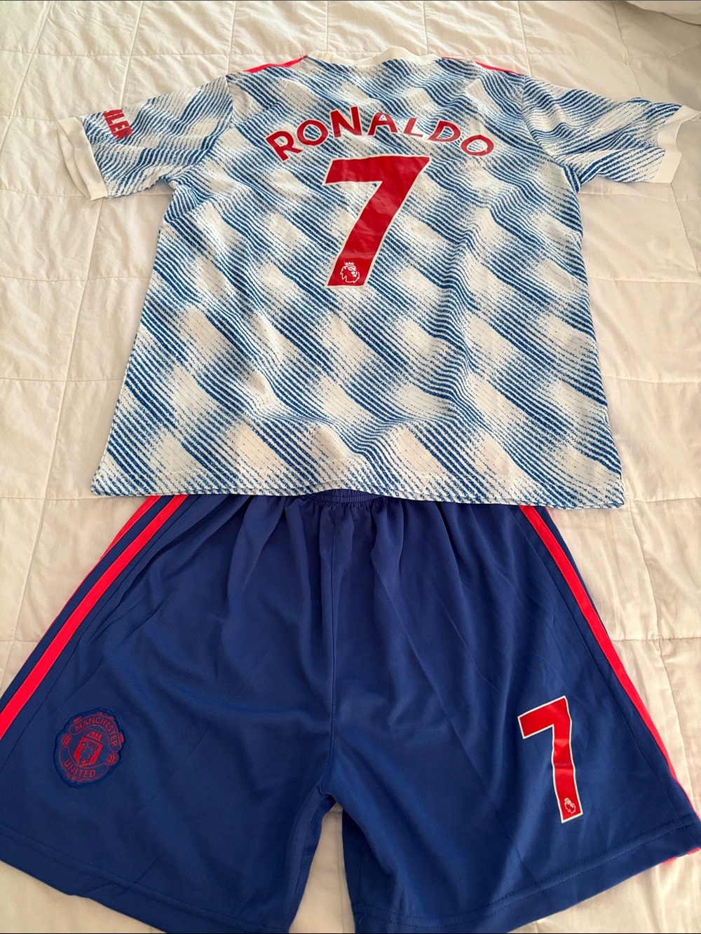 Cristiano Ronaldo #7 Manchester United Football Jersey - NWOT men’s S KIT